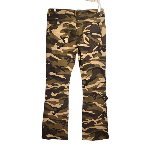 Manfinity Camo Faux Shredded Bootcut Mens Pants, L 34x32 - Picture 3 of 9